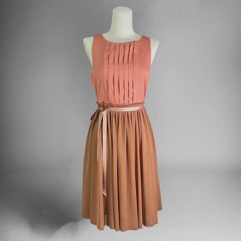F21 Sleeveless Midi Dress in Natural Tones